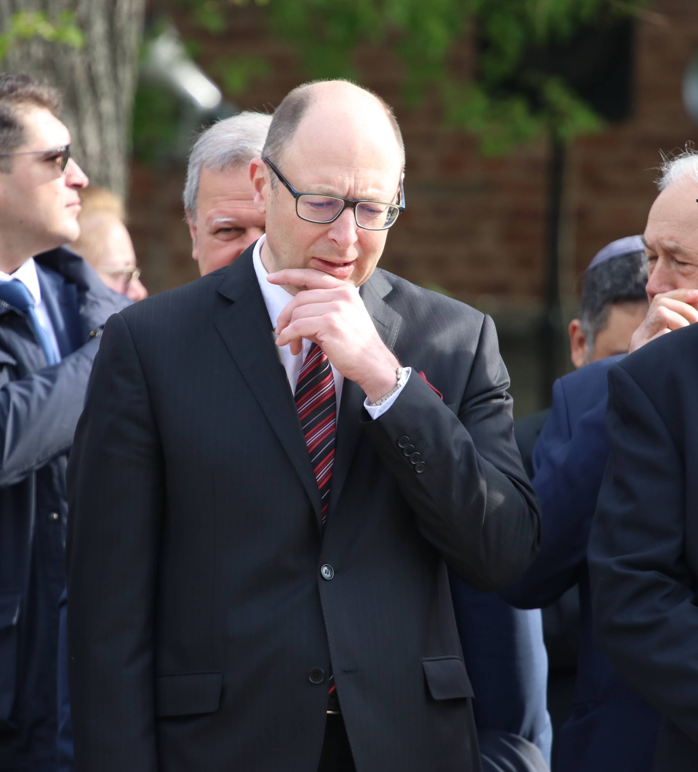  Йордан Божилов 